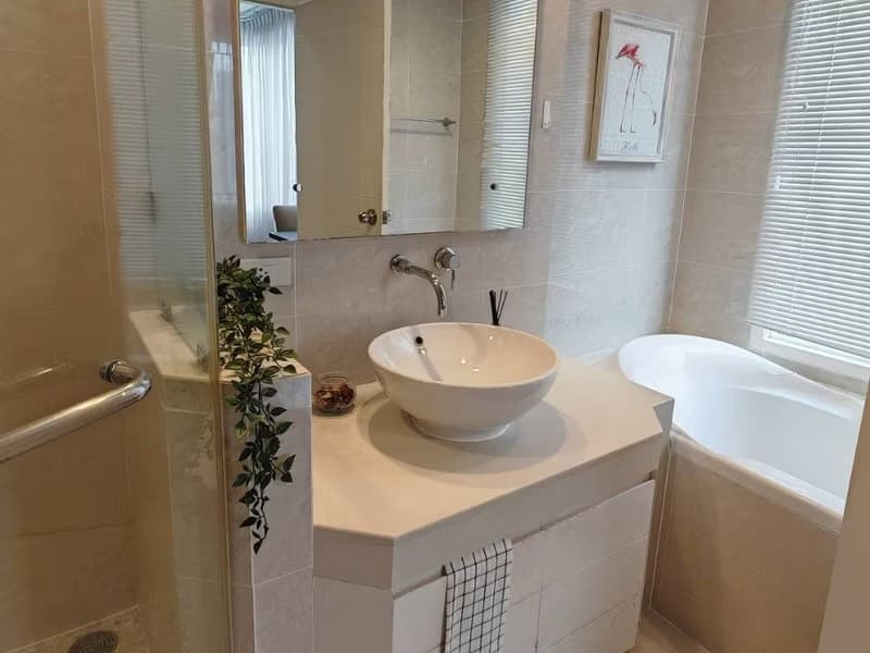 2 Bed Condo for Rent and Sale in Khlong Toei