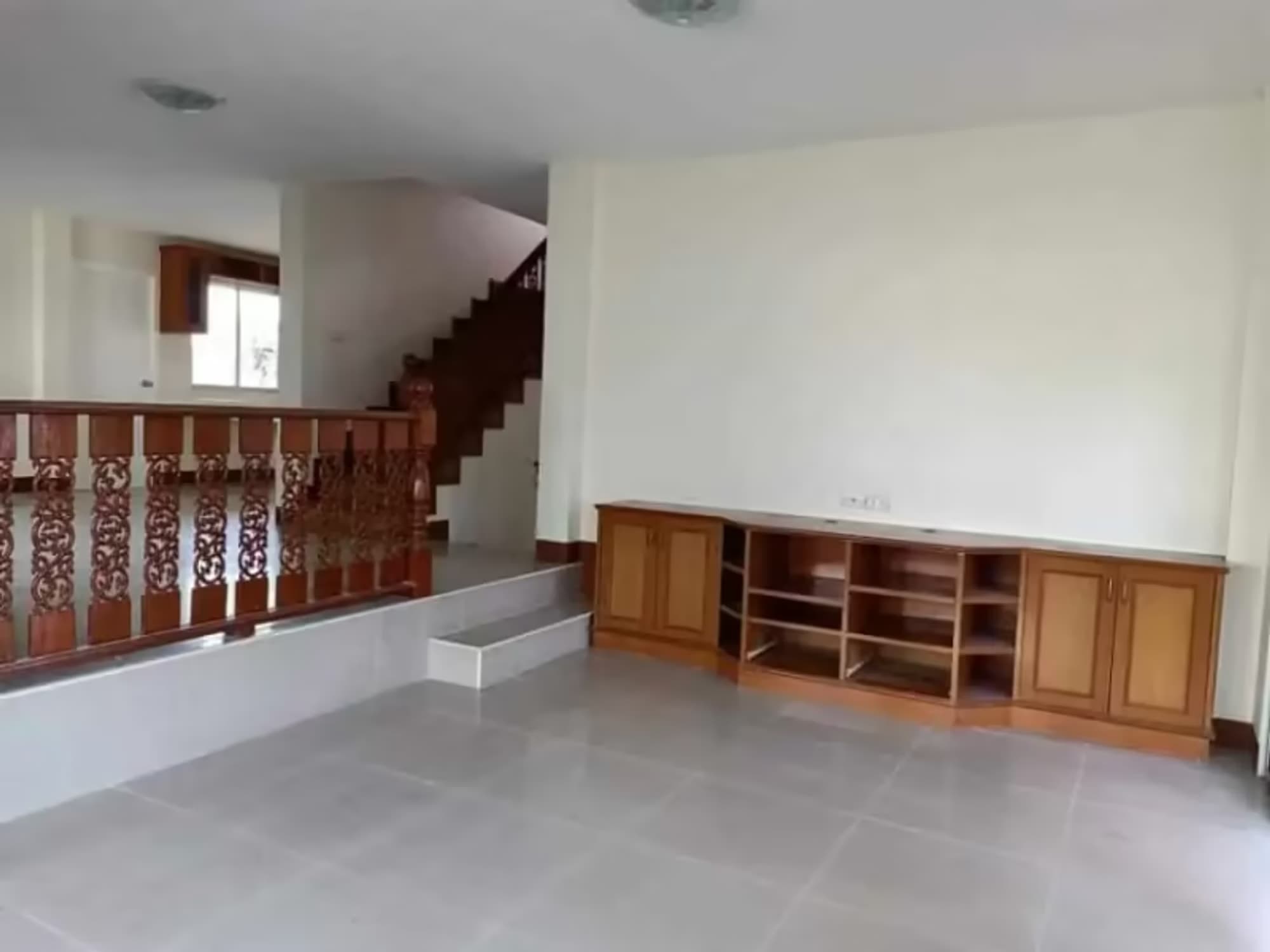 3 Bedroom House - Image 7