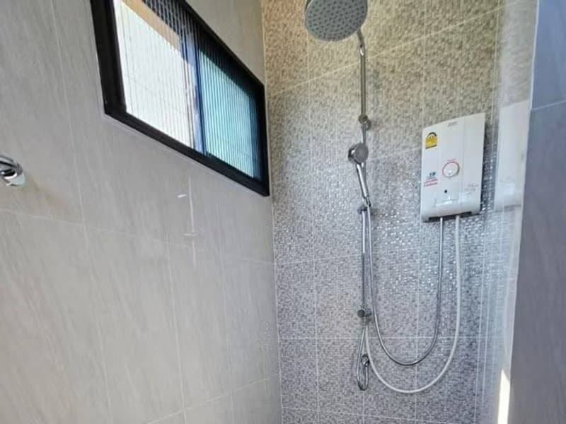 4 Bed House for Rent in Hang Dong