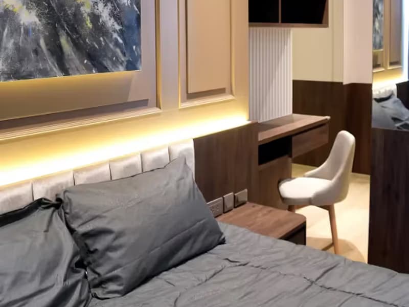1 Bedroom Condo
