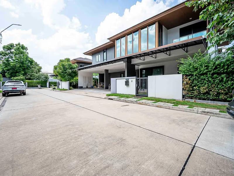 House for Sale at Prawet, Bangkok