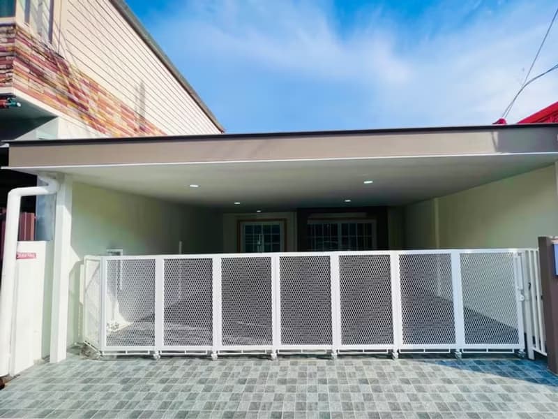 2 Bedroom undefined