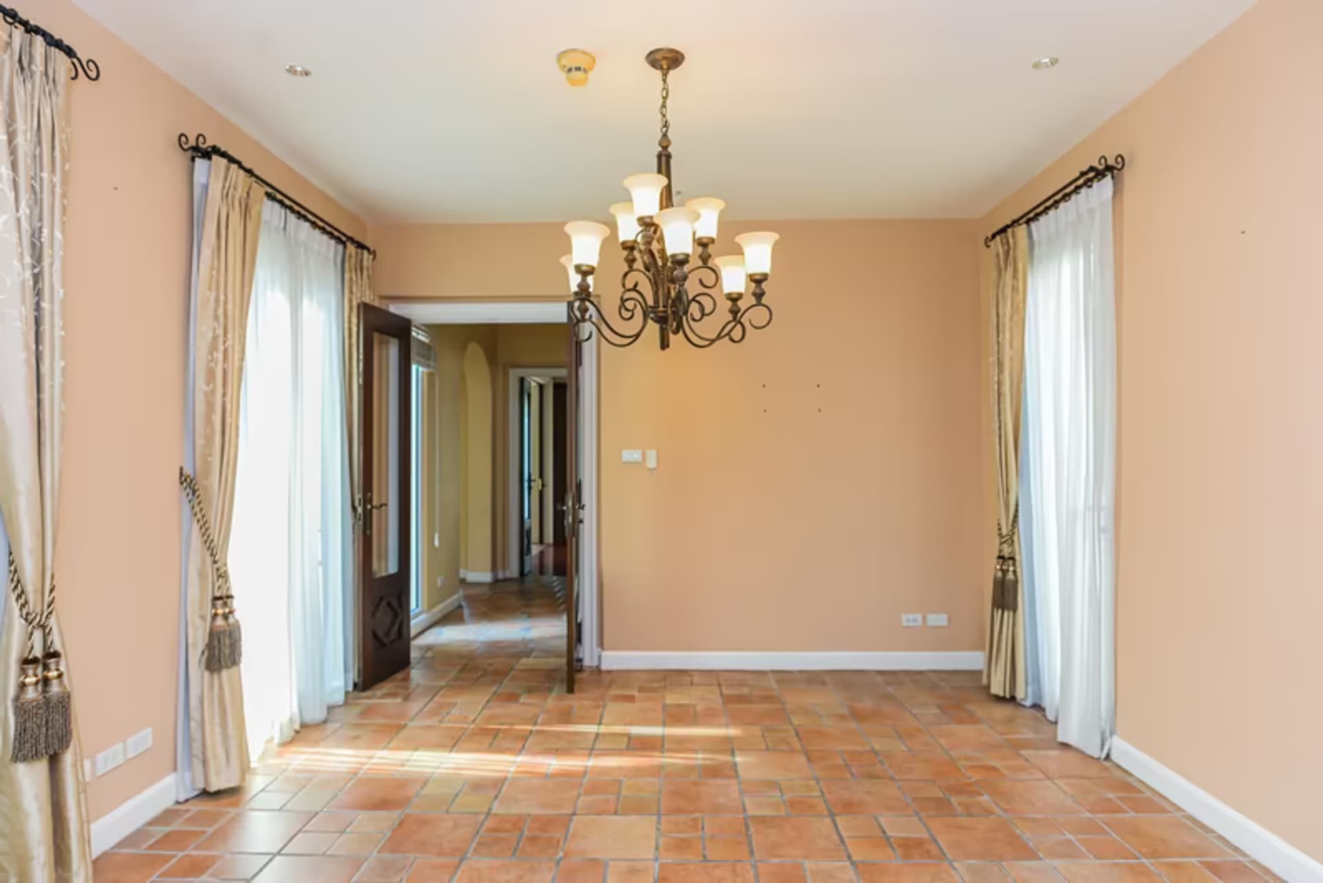 3 Bedroom House - Image 14