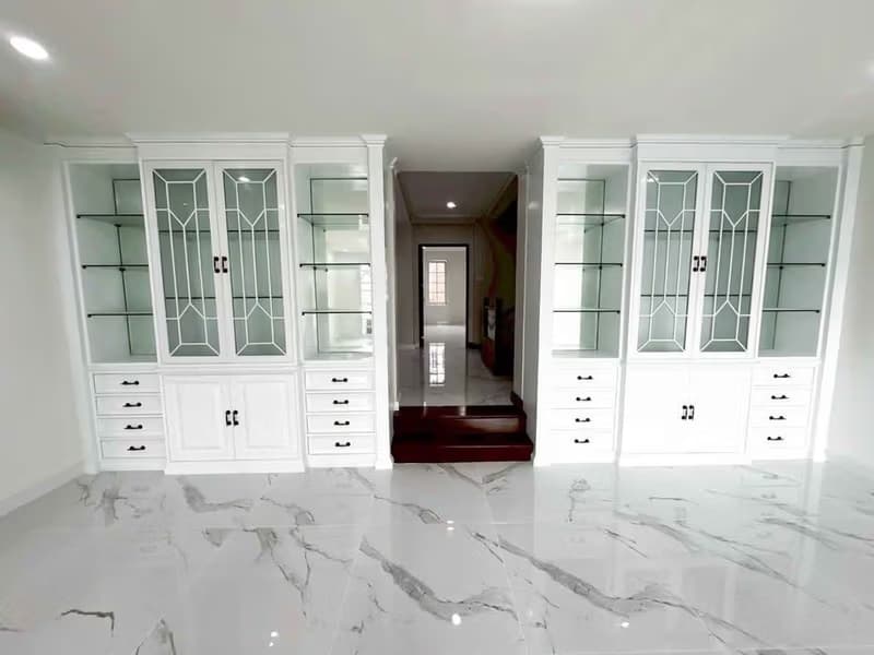 4 Bed Townhouse for Rent and Sale in Yan Nawa