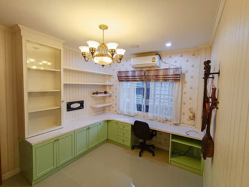3 Bed House for Rent in Saraphi
