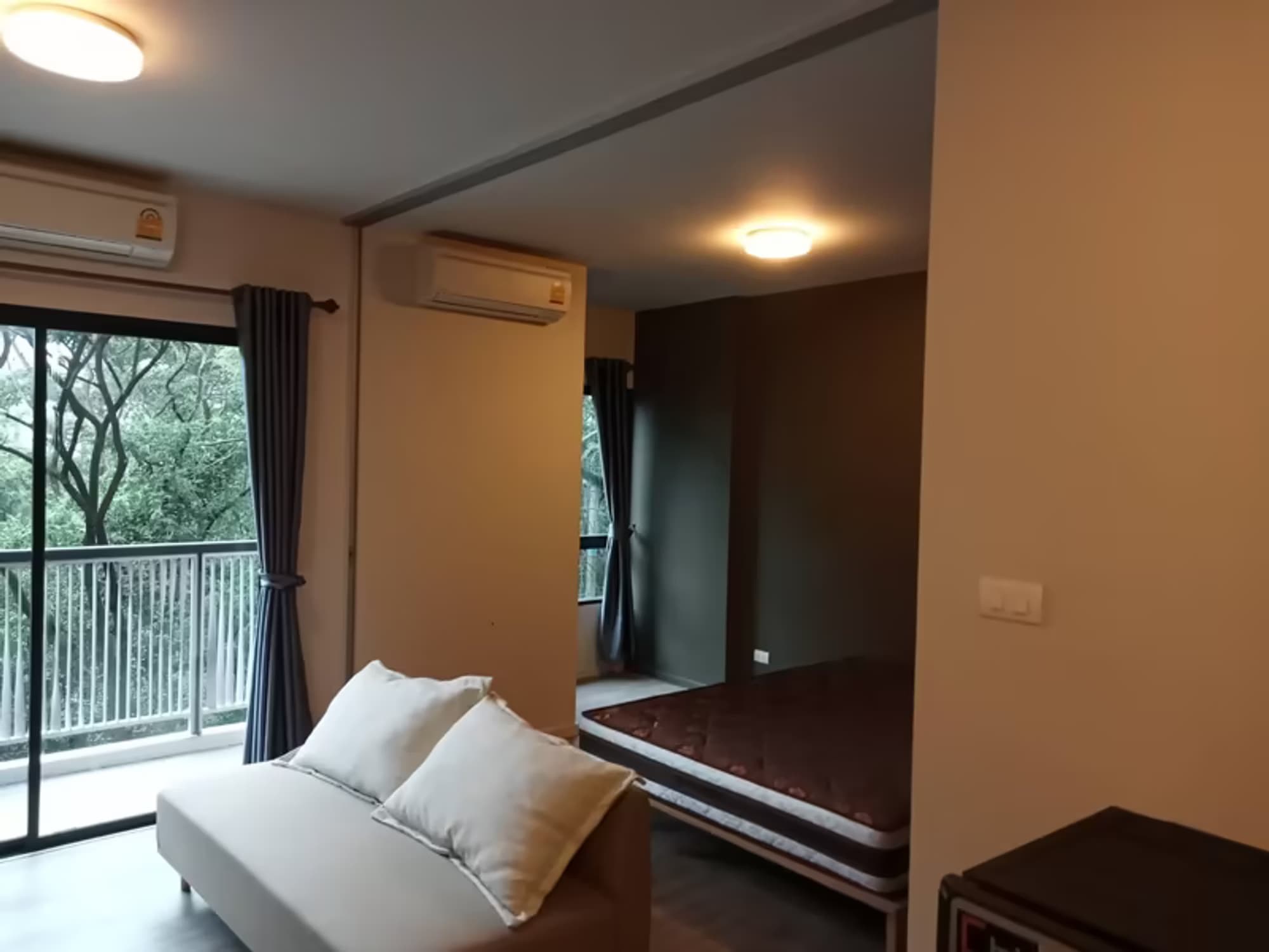 Condo for Rent at The Issara - Image 2