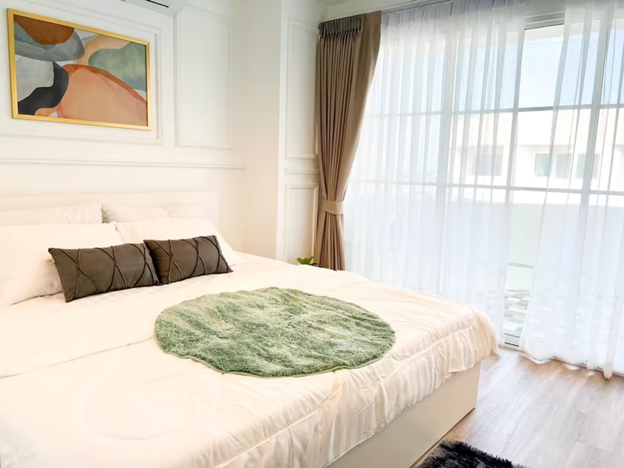 1 Bedroom Condo - Image 10