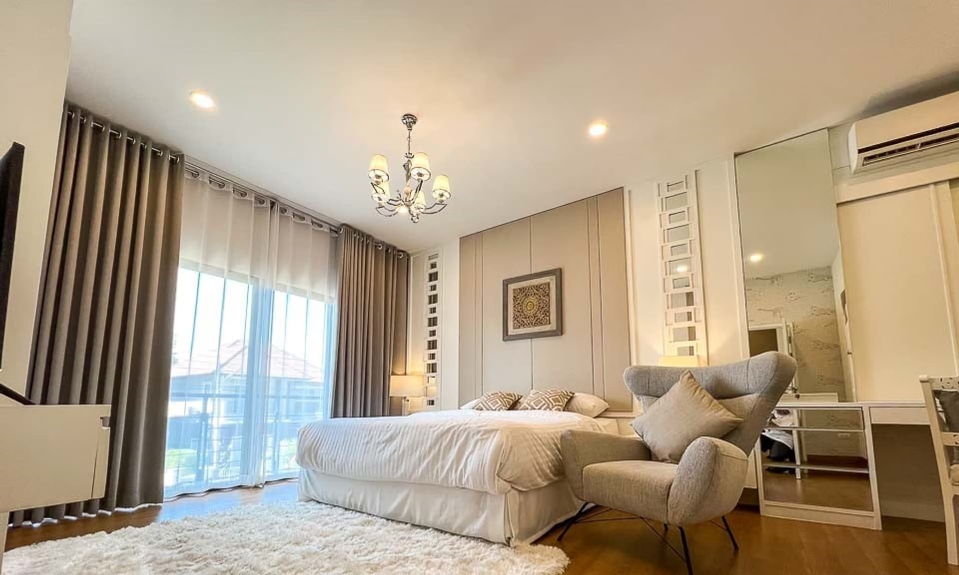 3 Bedroom House - Image 8