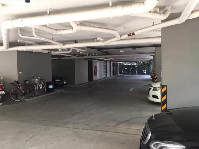 1 Bedroom Condo
