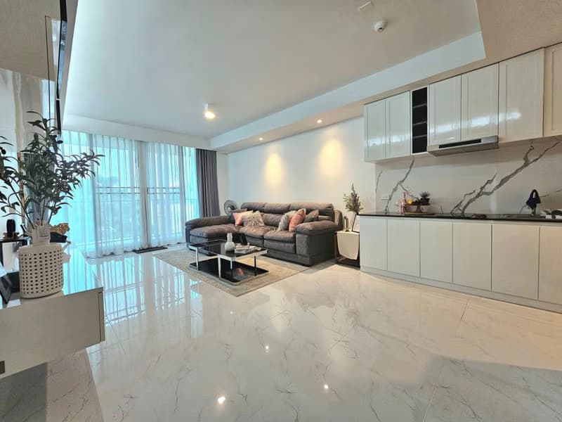 2 Bed Condo for Sale in Watthana