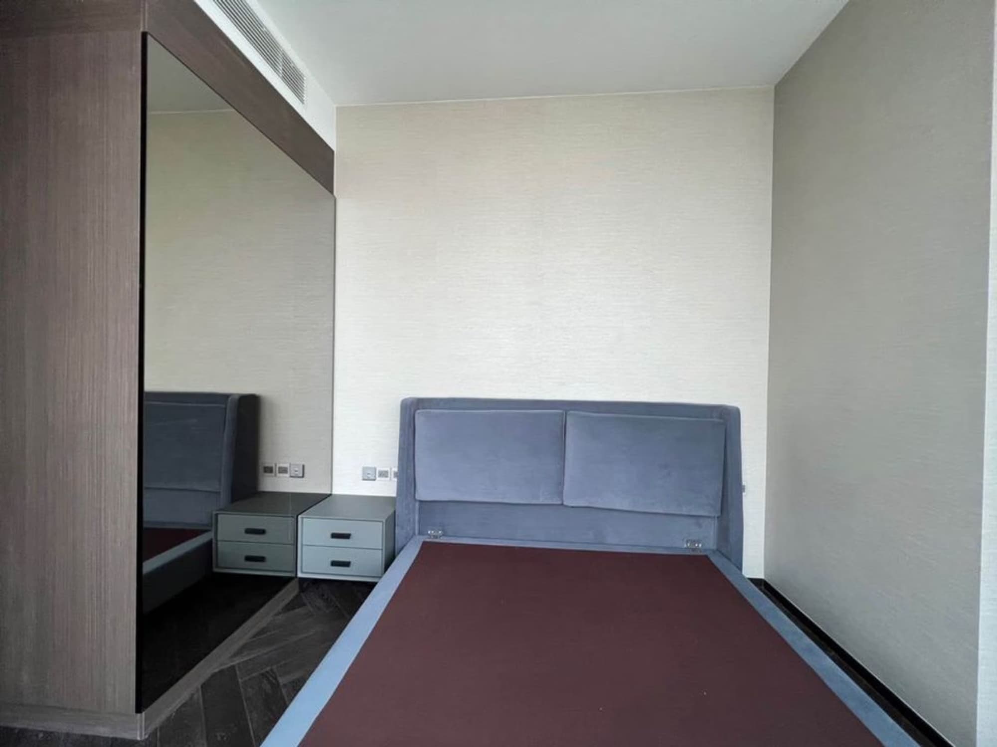  - Image 7