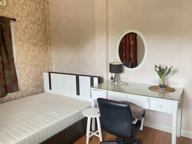 3 Bed House for Rent in Bang Phli