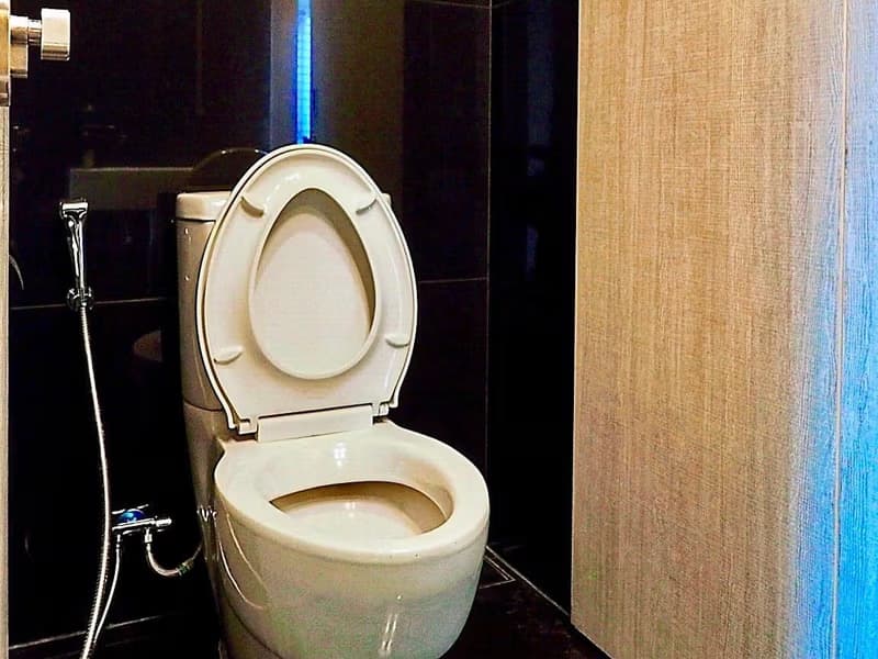 1 Bed Condo for Rent and Sale in Khlong Toei