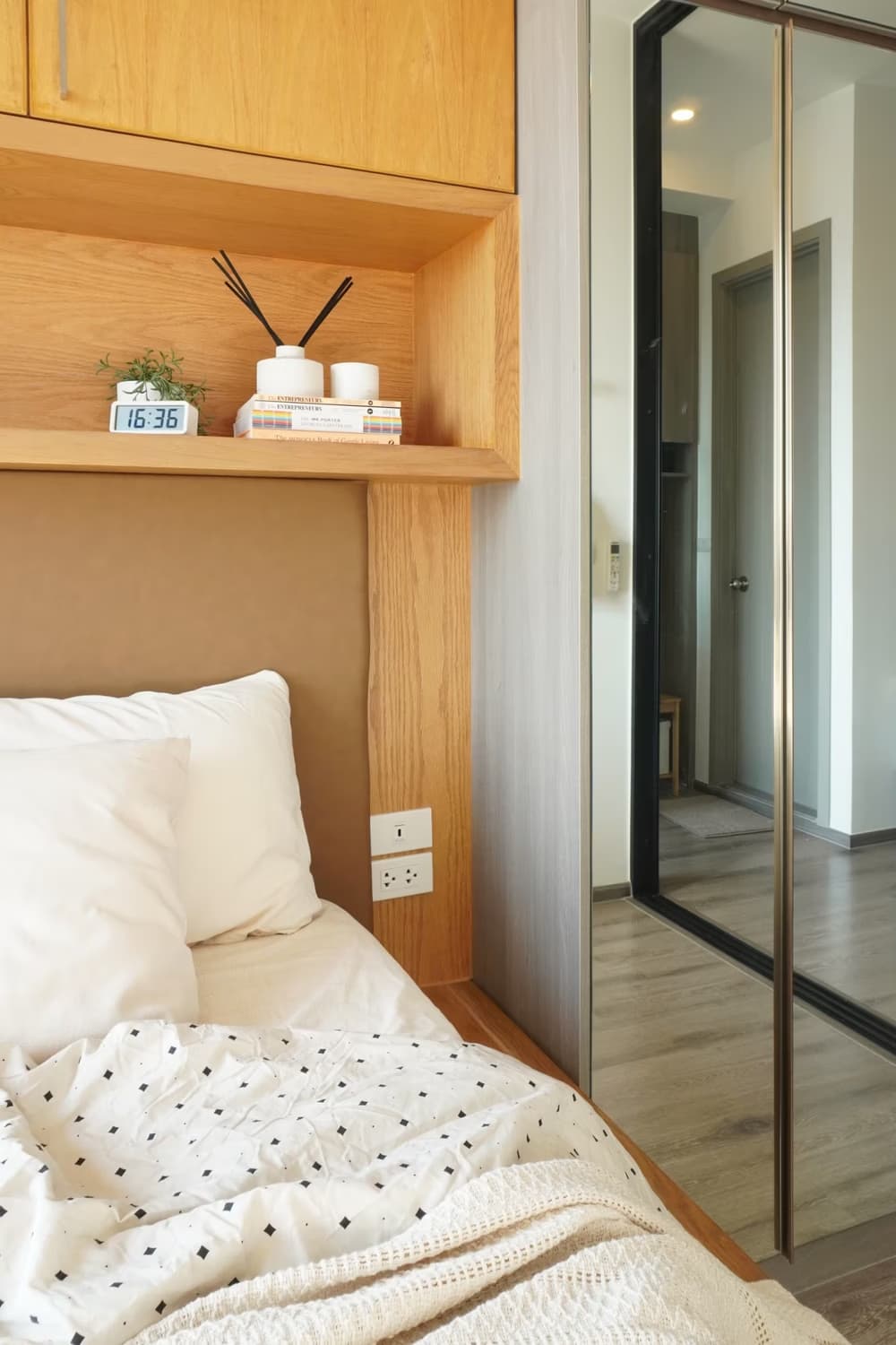 1 Bedroom Condo - Image 16
