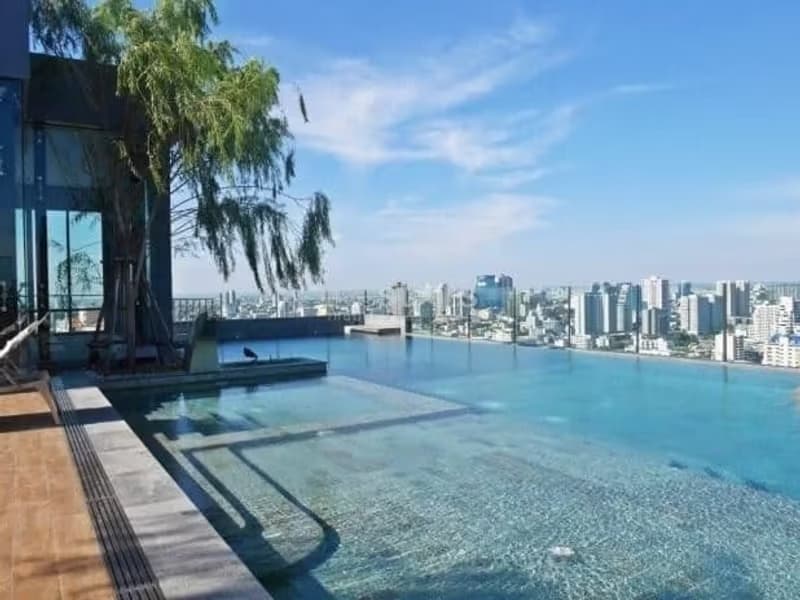 H Sukhumvit 43