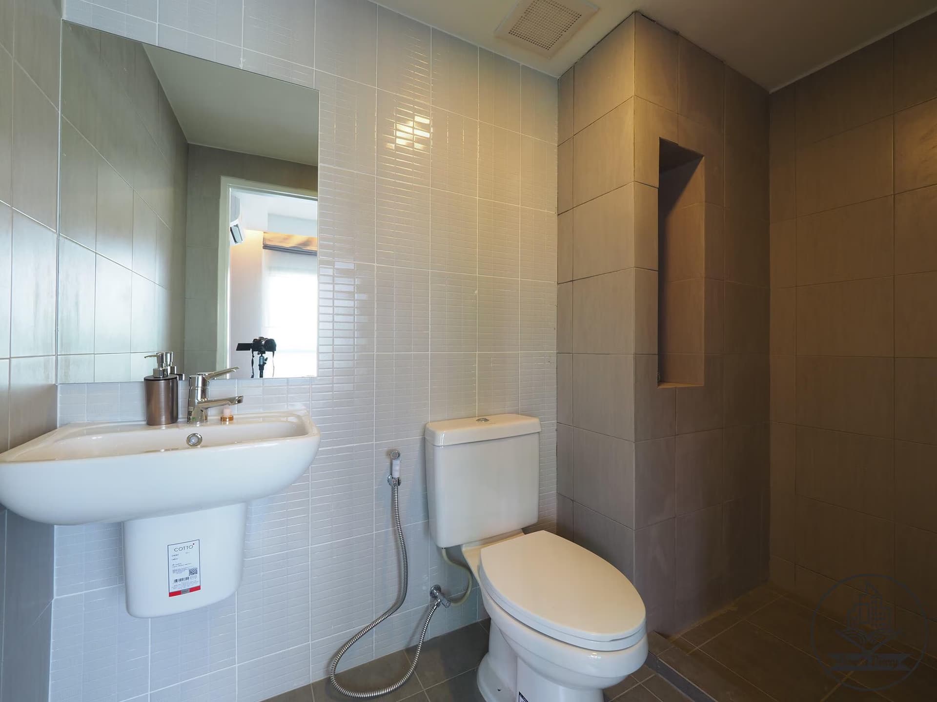 1 Bed Condo for Sale  Near Thipphawan MRT - Image 4