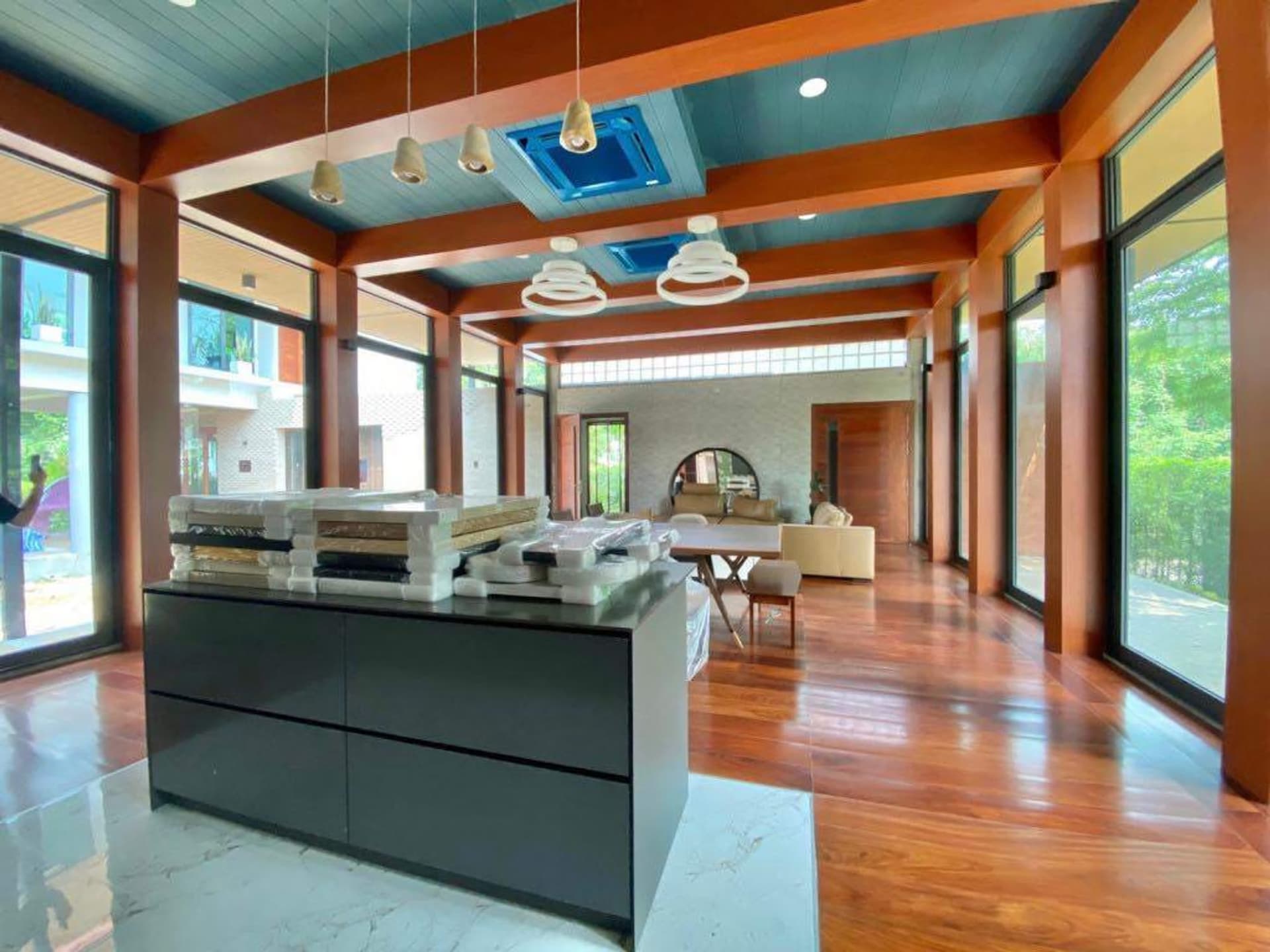 4 Bedroom House - Image 7