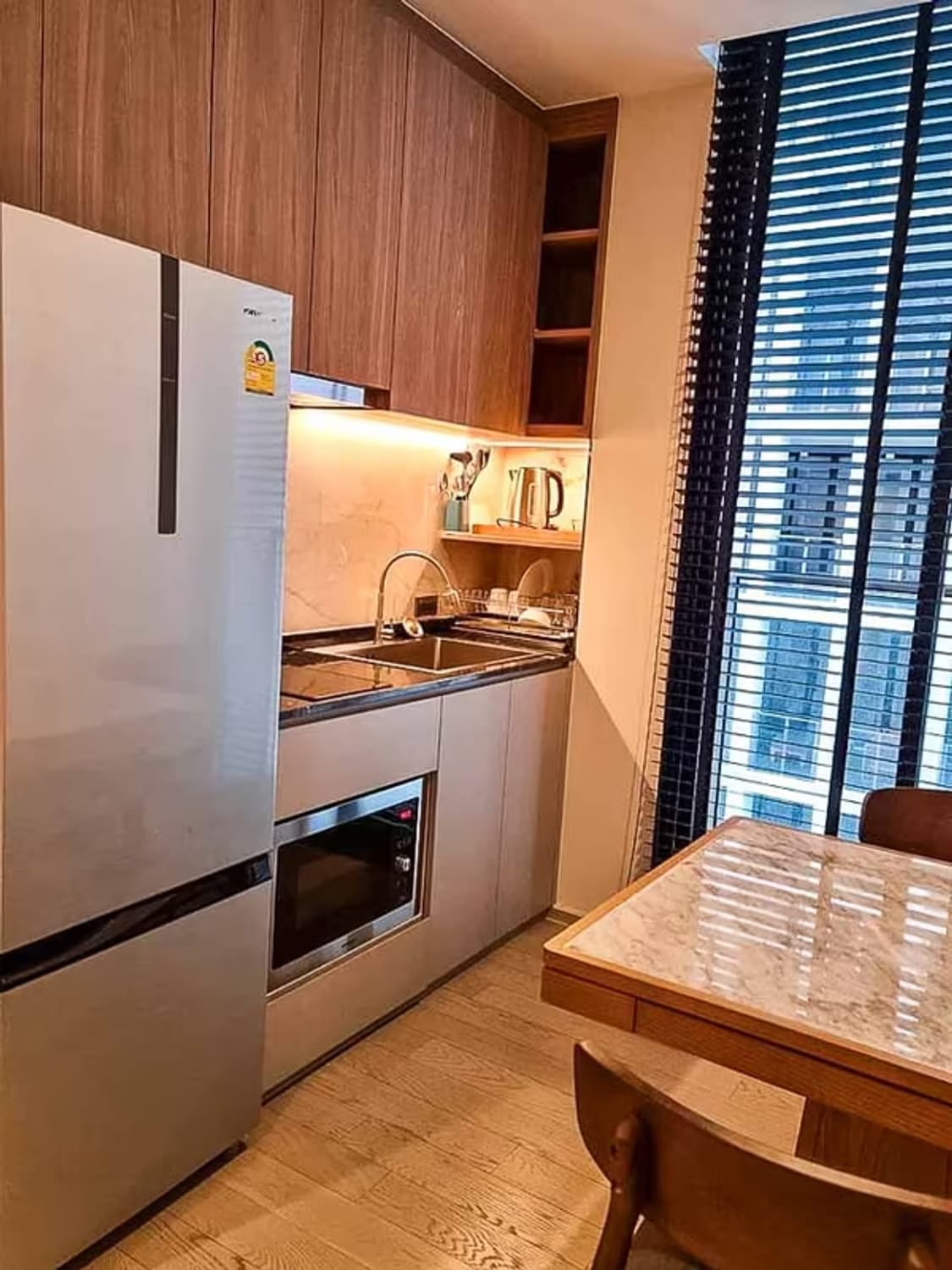 1 Bedroom Condo at Noble Ploenchit - Image 9