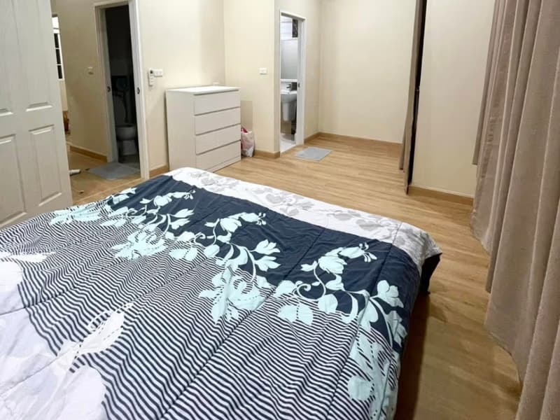 4 Bed Townhouse for Sale in Mueang Samut Prakan