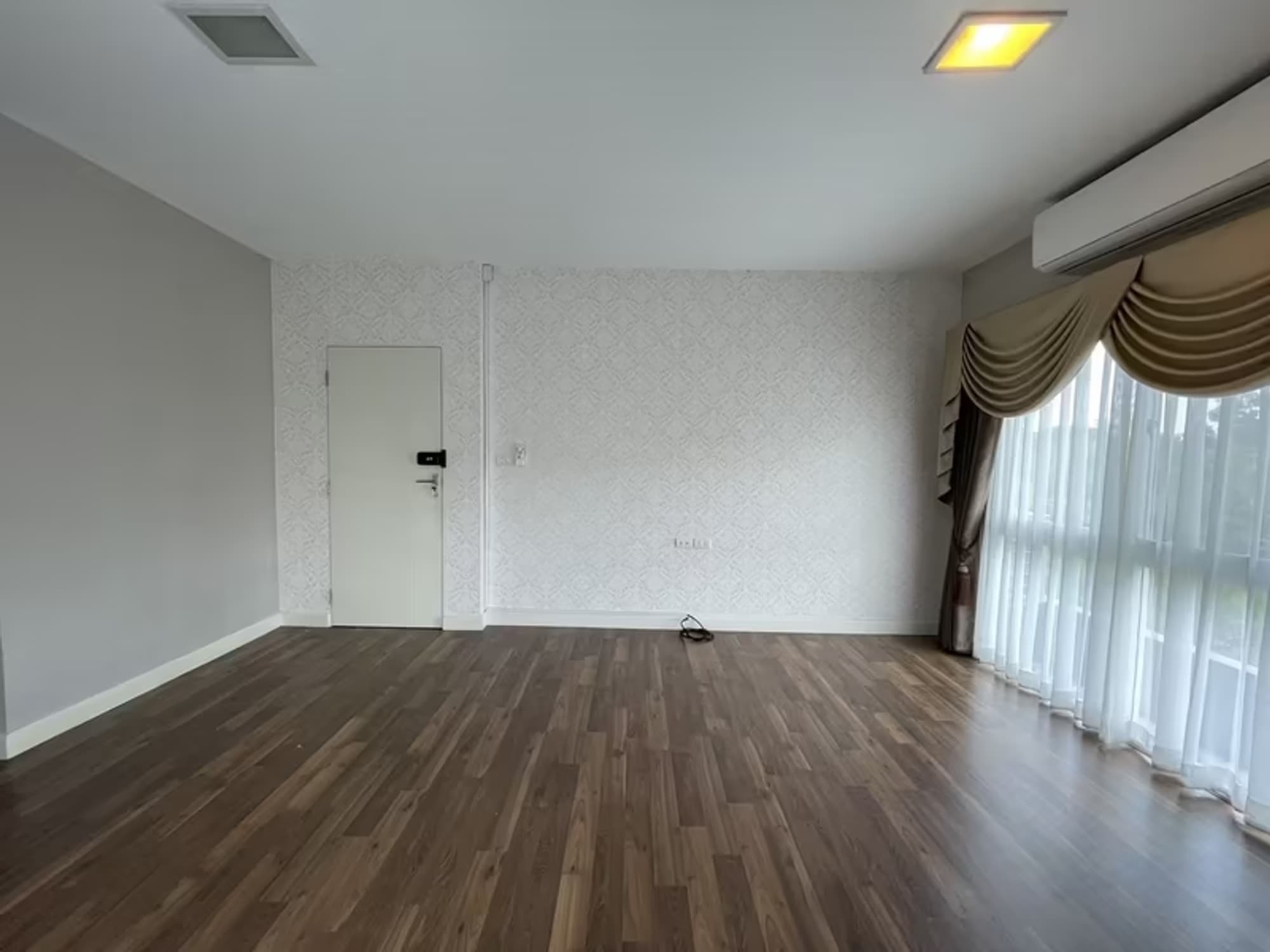 3 Bedroom House - Image 1