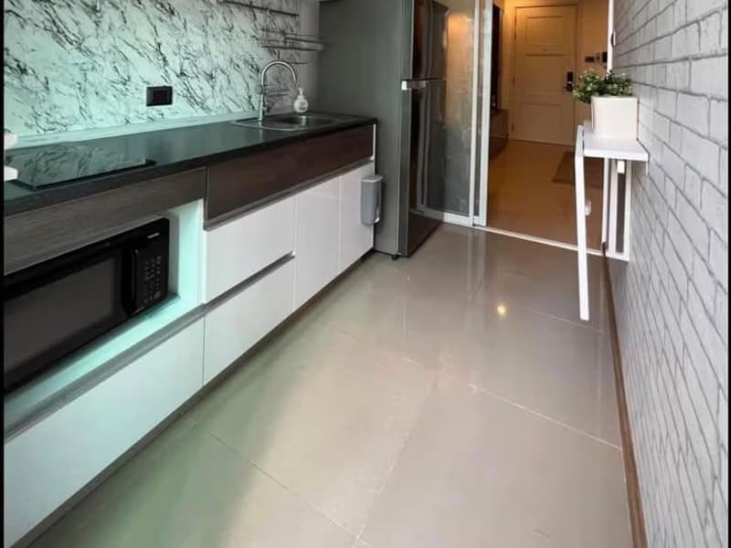 1 Bed Condo for Sale in Huai Khwang