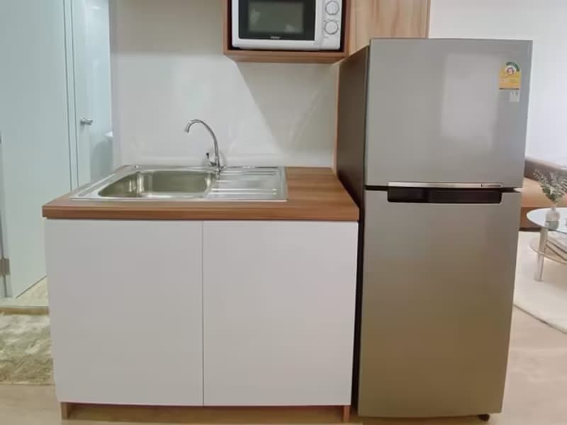 1 Bedroom Condo