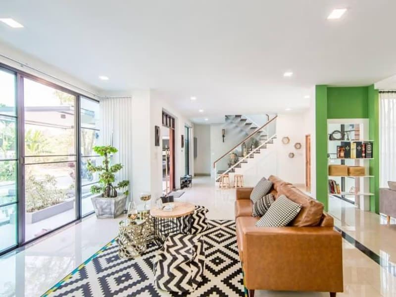 6 Bed House for Rent and Sale in Hang Dong District
