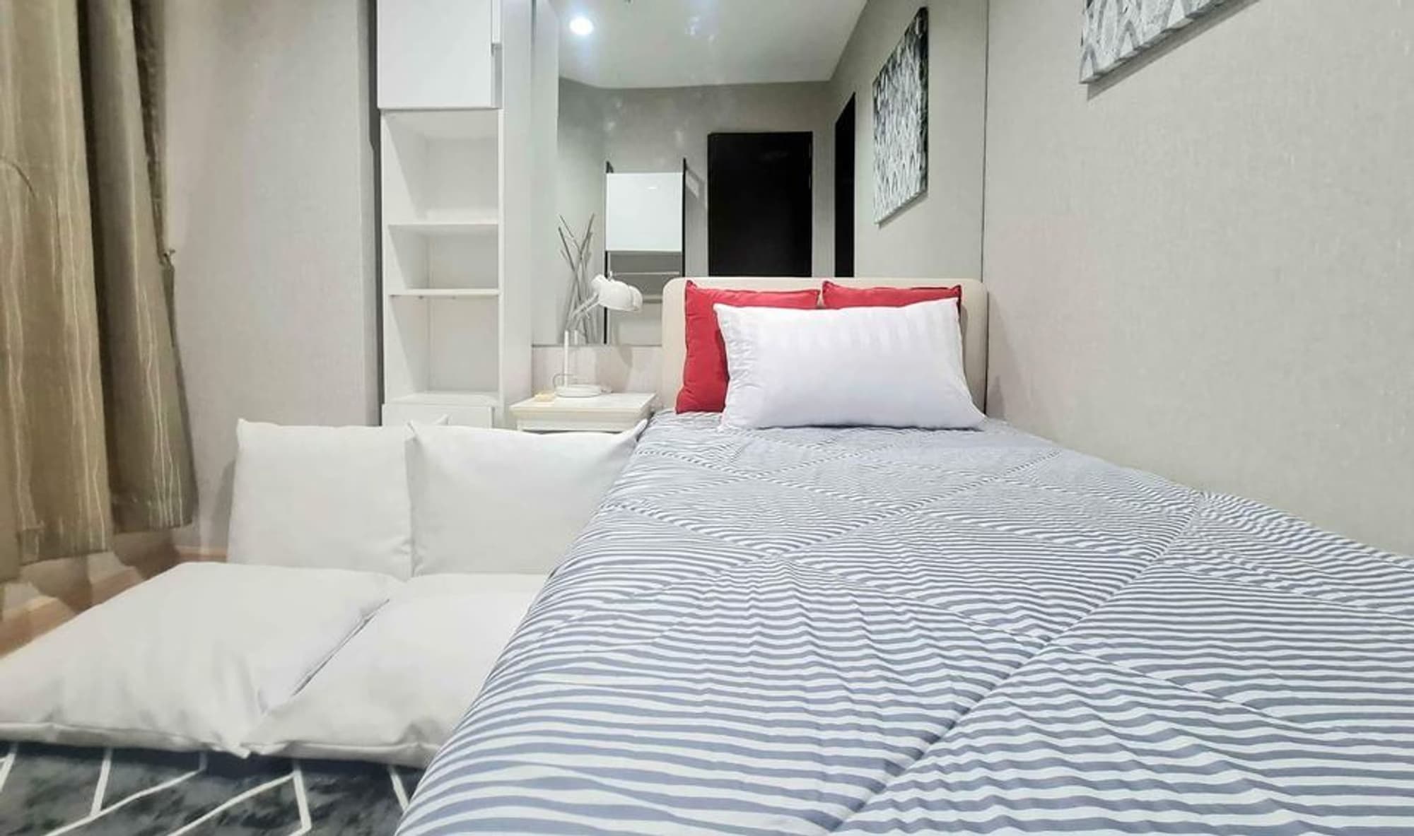  - Image 7