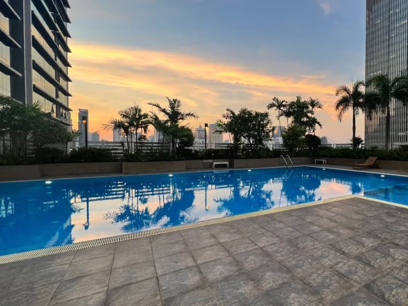Studio Condo for Rent in Watthana