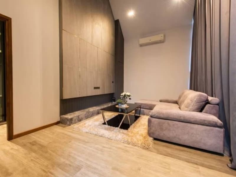 4 Bed House for Rent and Sale in San Sai District