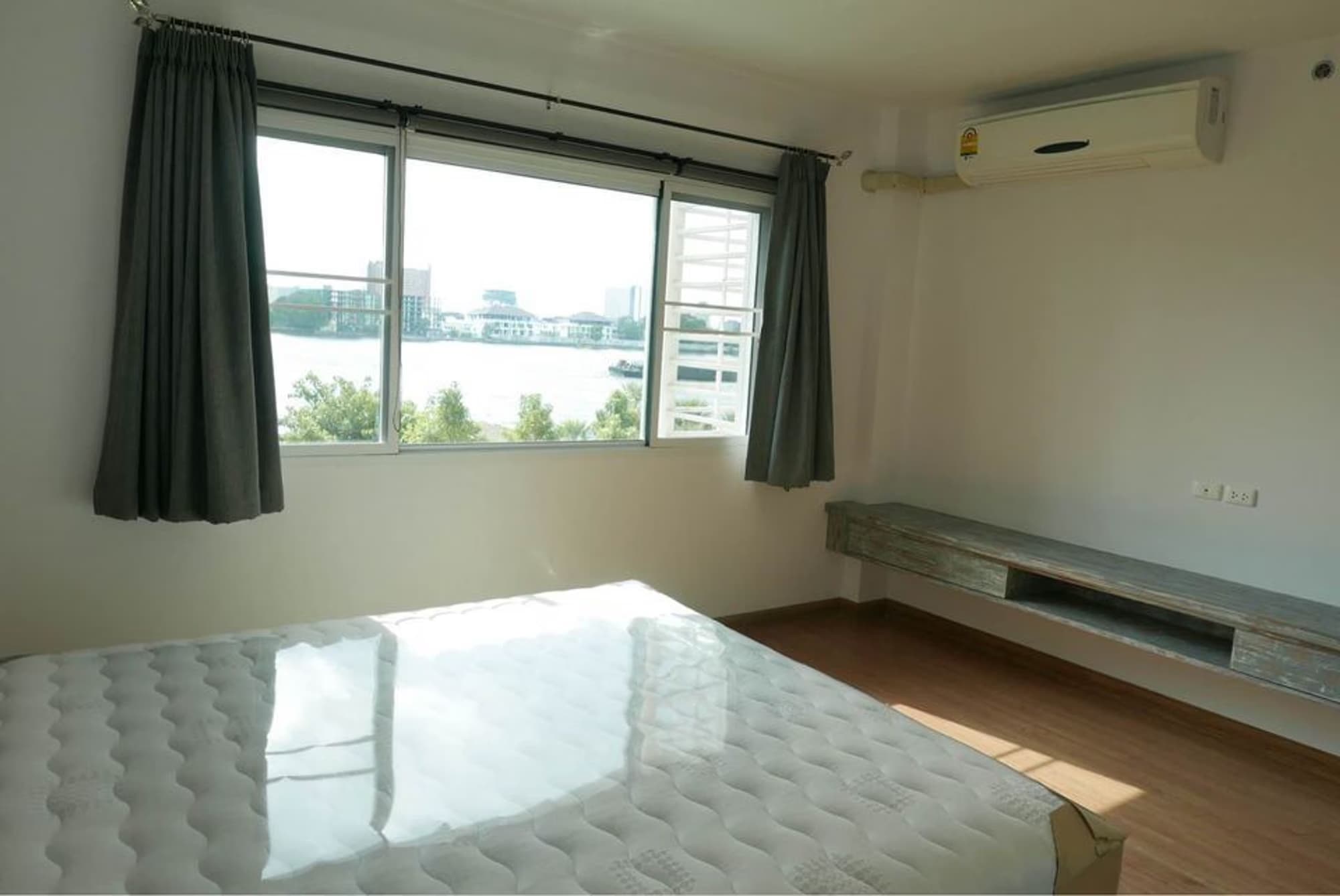 2 Bed Condo for Rent in undefined - Image 3
