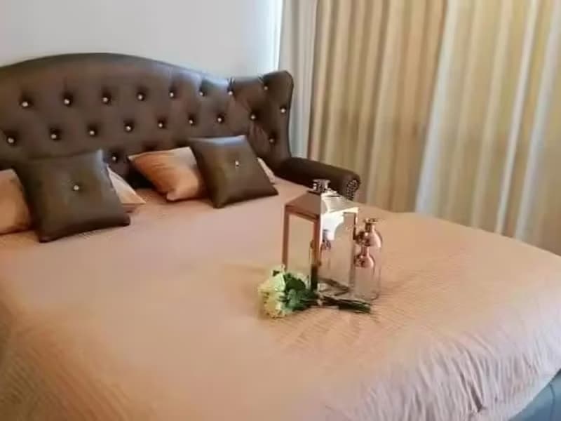 1 Bedroom Condo