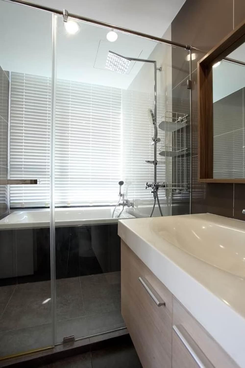  - Image 7