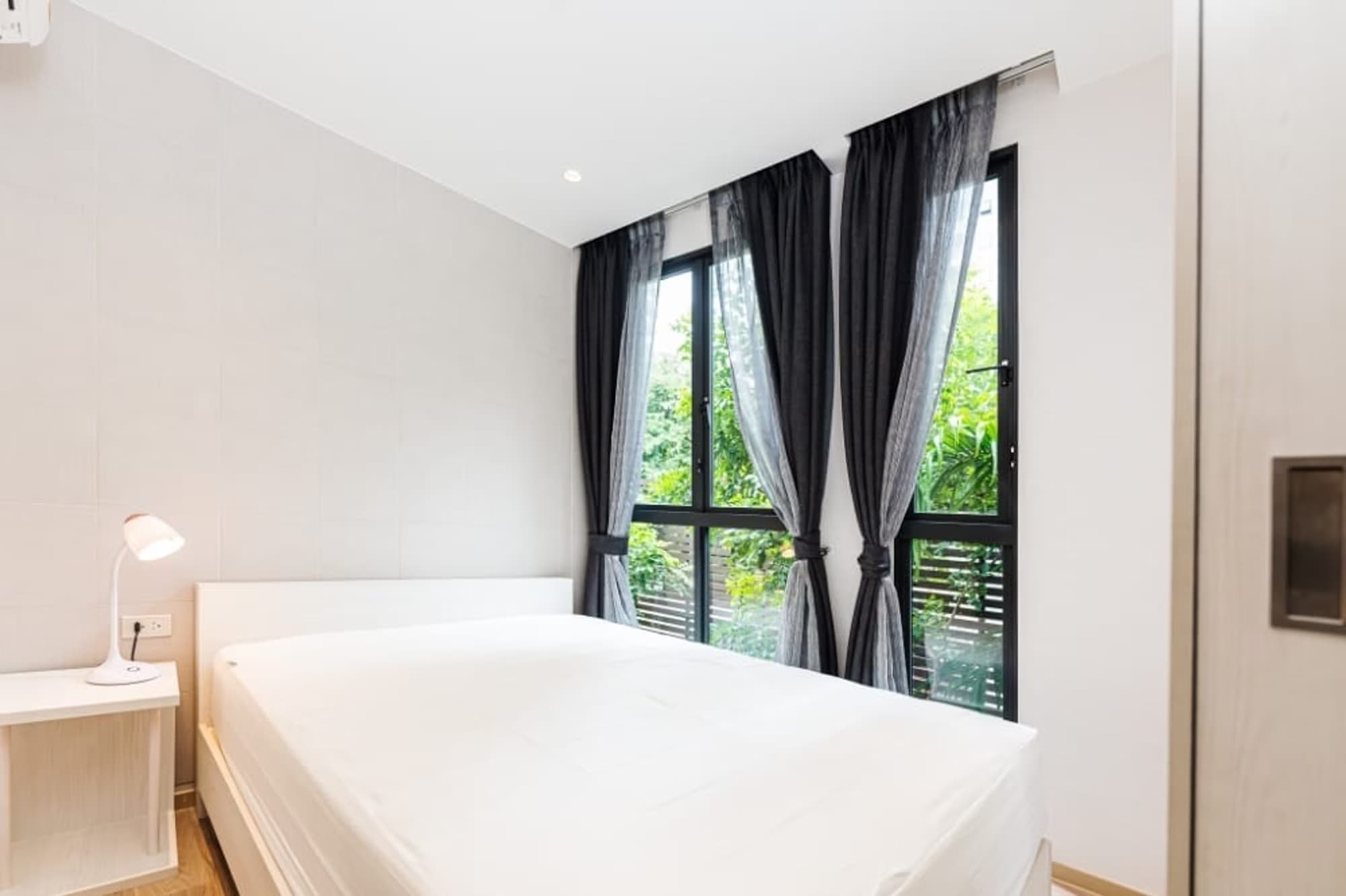 Condo for Rent at Runesu Thonglor 5 - Image 1