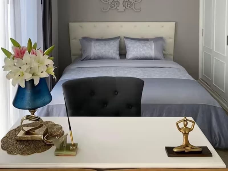 1 Bedroom Condo