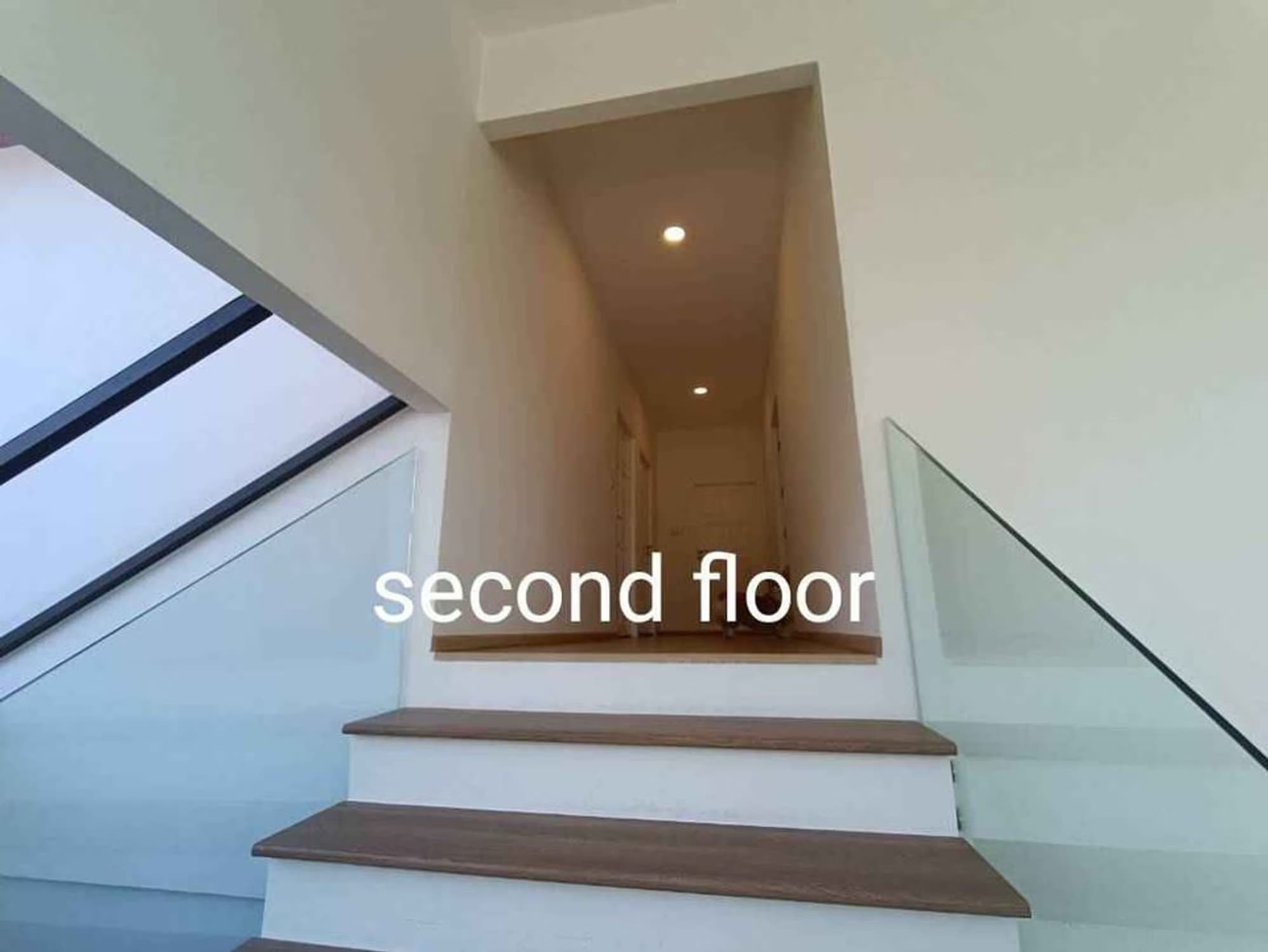 House for Sale in Phra Khanong. - Image 7