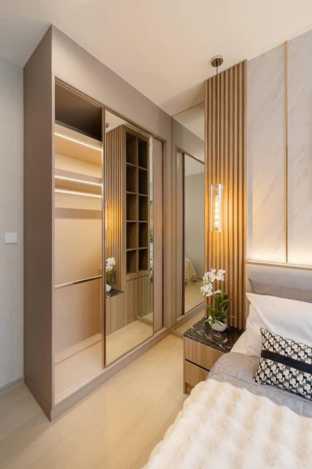 1 Bed Condo for Rent in Phaya Thai - Image 4