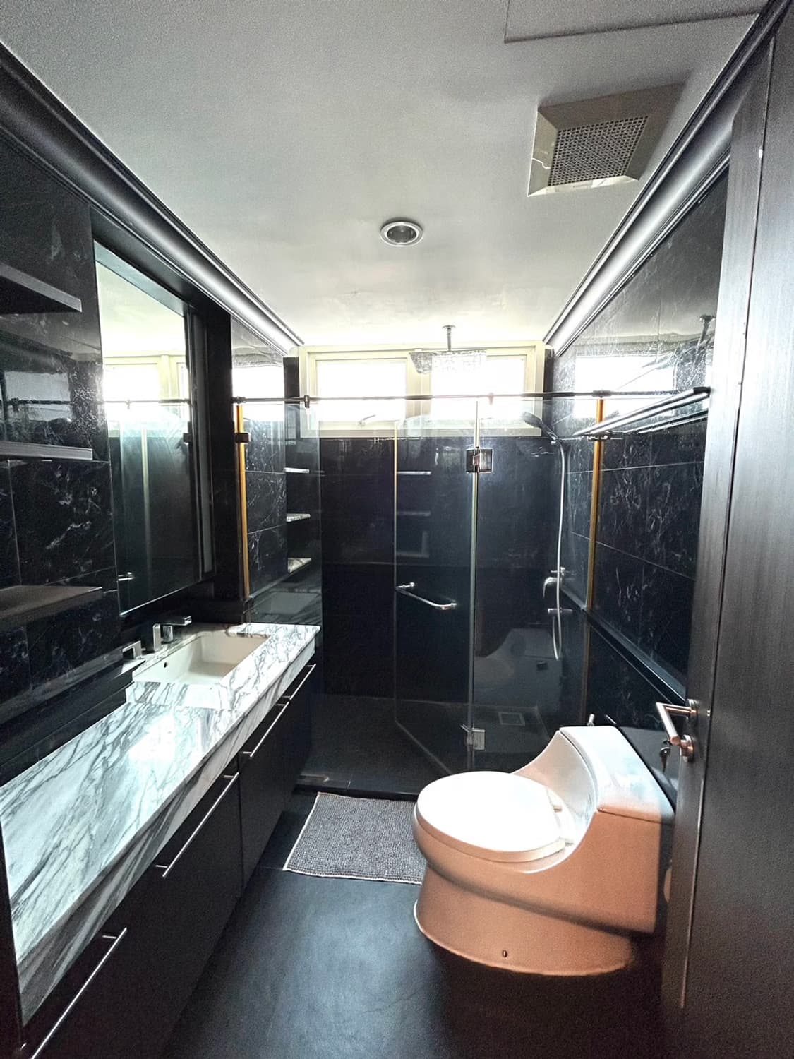 3 ห้องนอน Condo สำหรับ ขาย ใน วัฒนา - Image 11