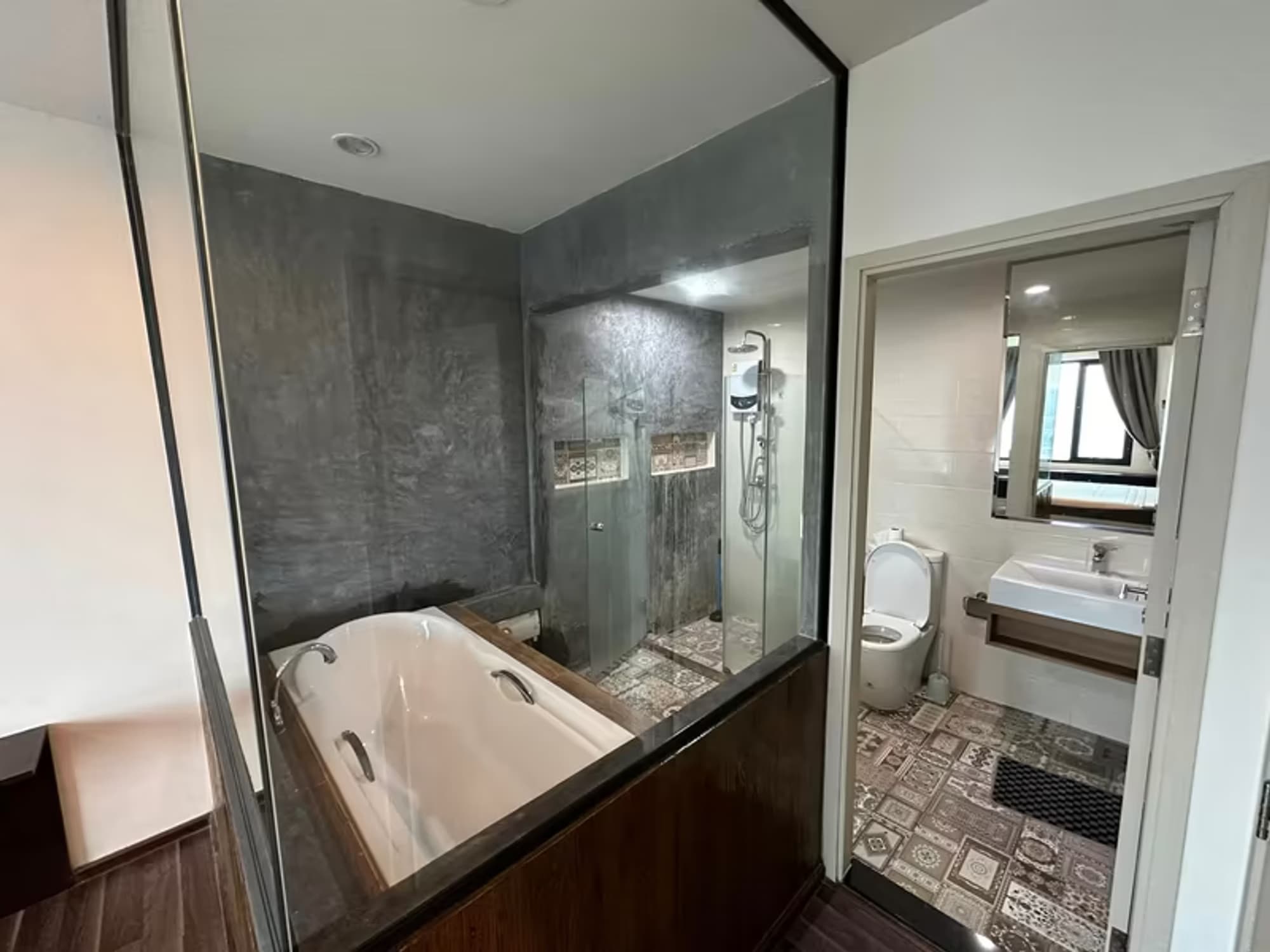 2 Bedroom Condo - Image 1