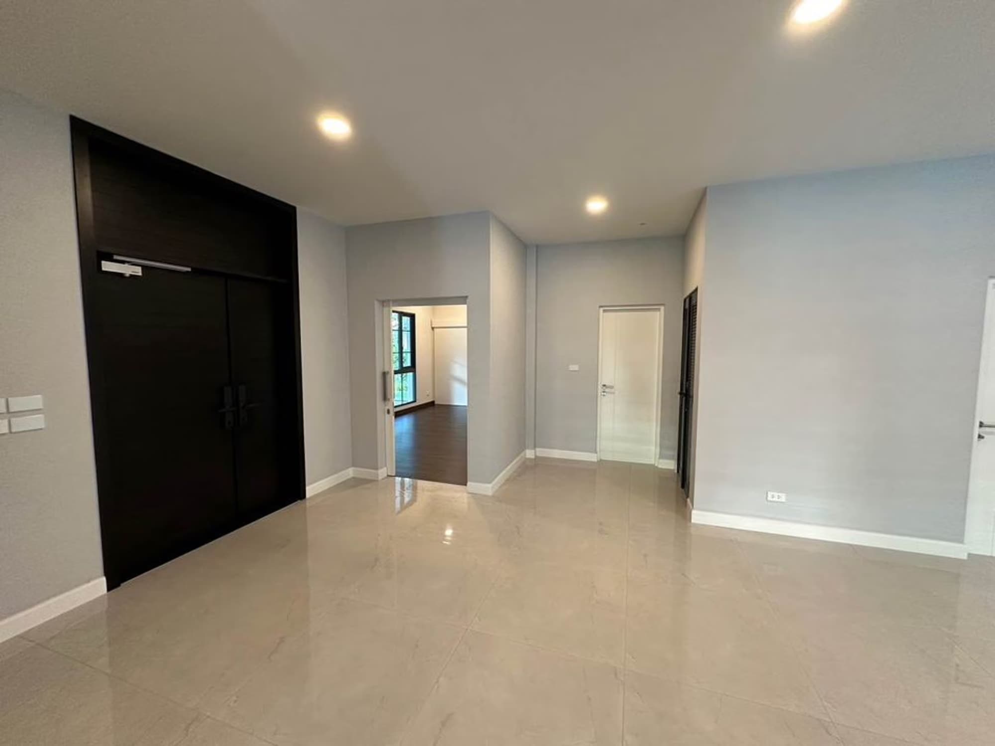 5 Bed House for Sale in Bang Phli - Image 10