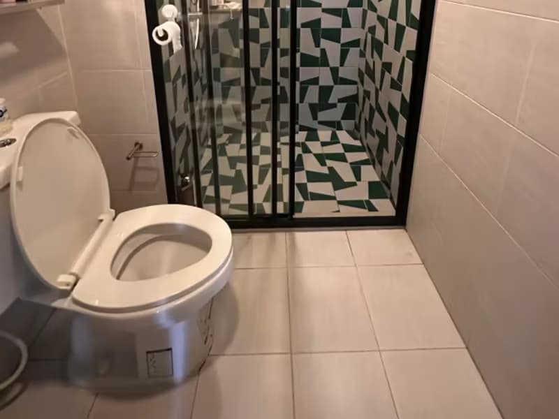 1 Bedroom Condo