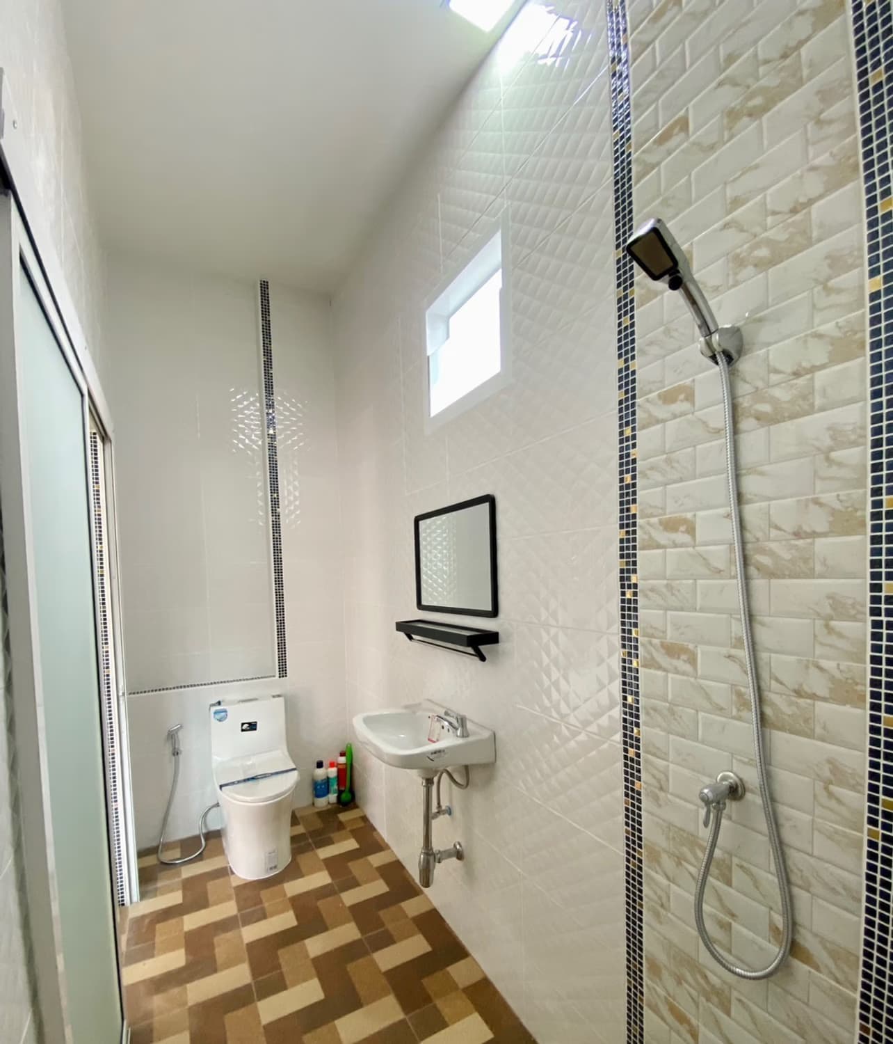 3 Bedroom House - Image 14