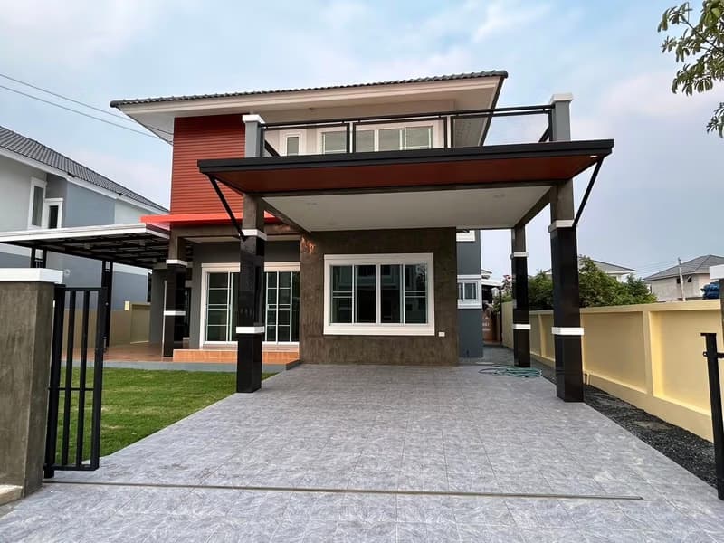 4 Bed House for Rent in San Sai