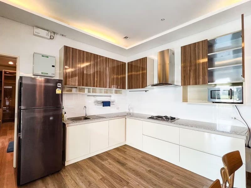 Pool villa house for rent in a frame