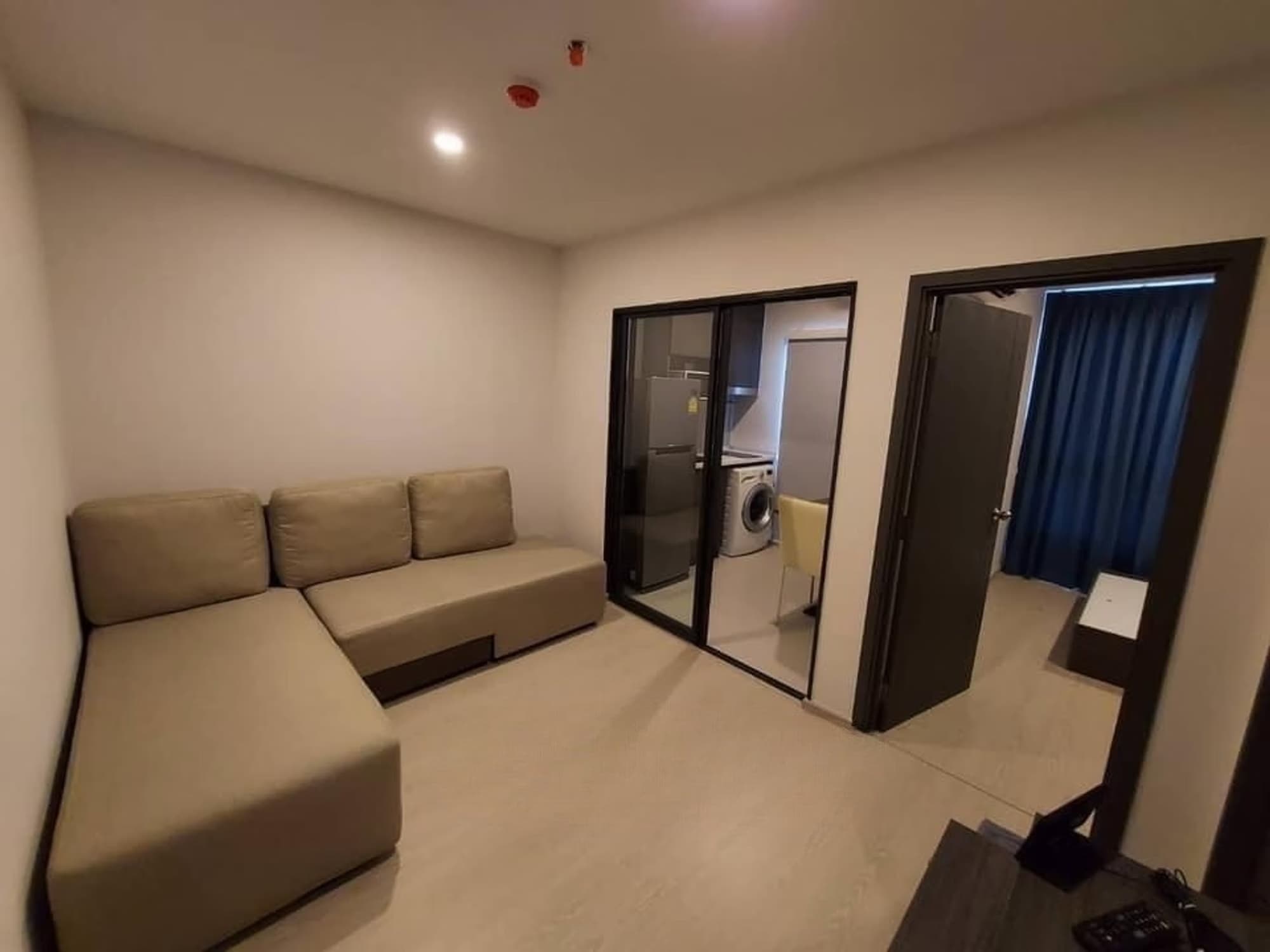 1 ห้องนอน คอนโด สำหรับ ขาย ใน Bang Na - Image 1