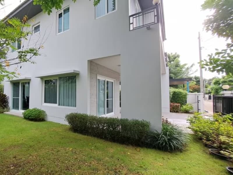 4 Bed House for Rent in San Kamphaeng