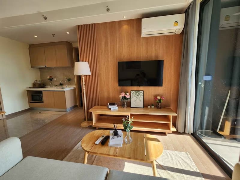 Condo for Rent at Regal Sathon-Naradhiwas