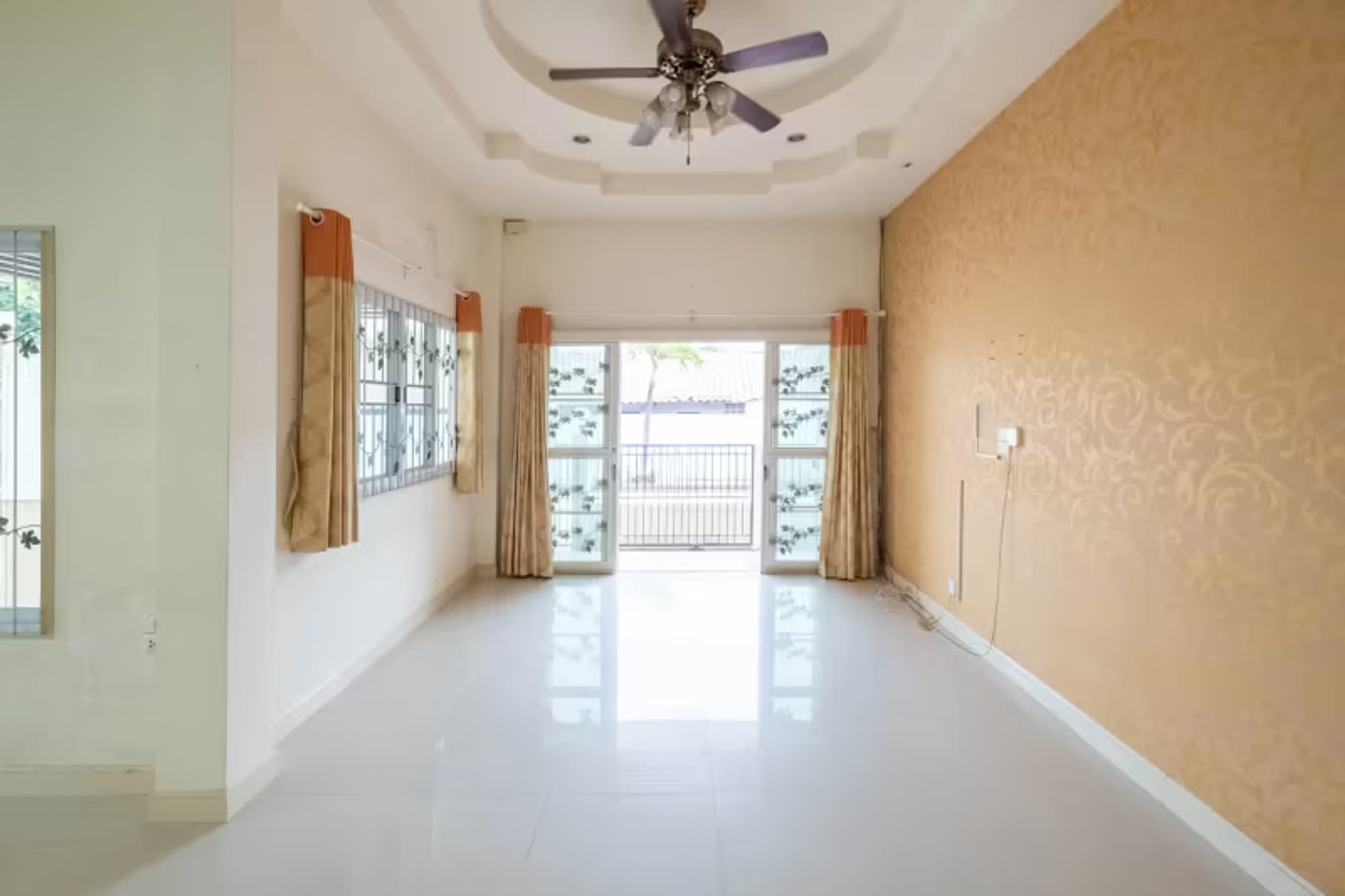 3 Bedroom House - Image 27