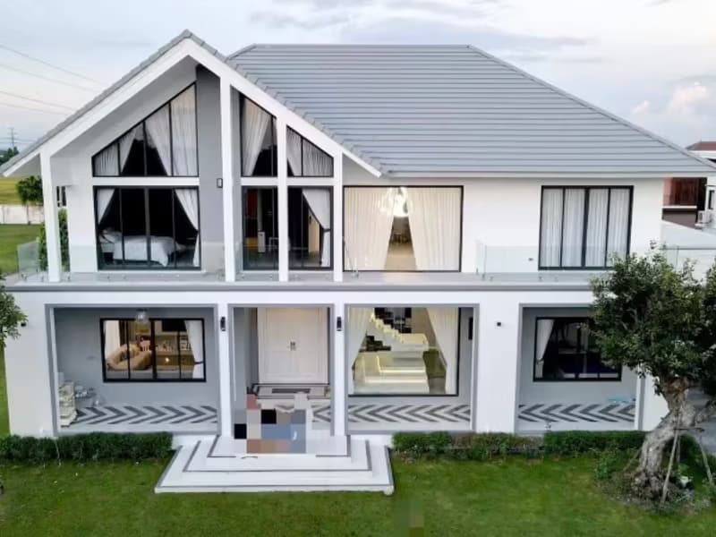 4 Bedroom House