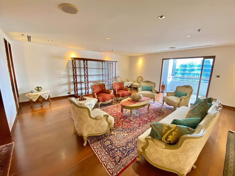 3 Bed Condo for Rent and Sale in Watthana